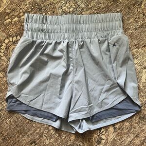 Balance Athletica Vista Logo Running Shorts